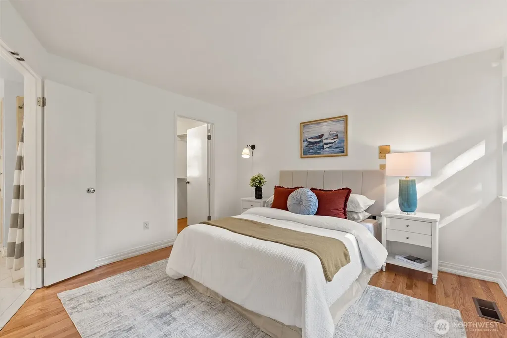 13257 SE 54th Place Bellevue WA 98006
