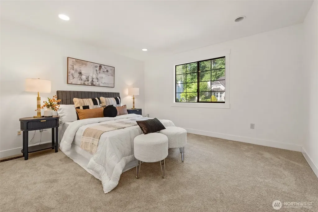13257 SE 54th Place Bellevue WA 98006