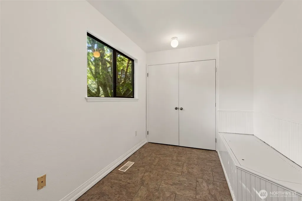 13257 SE 54th Place Bellevue WA 98006