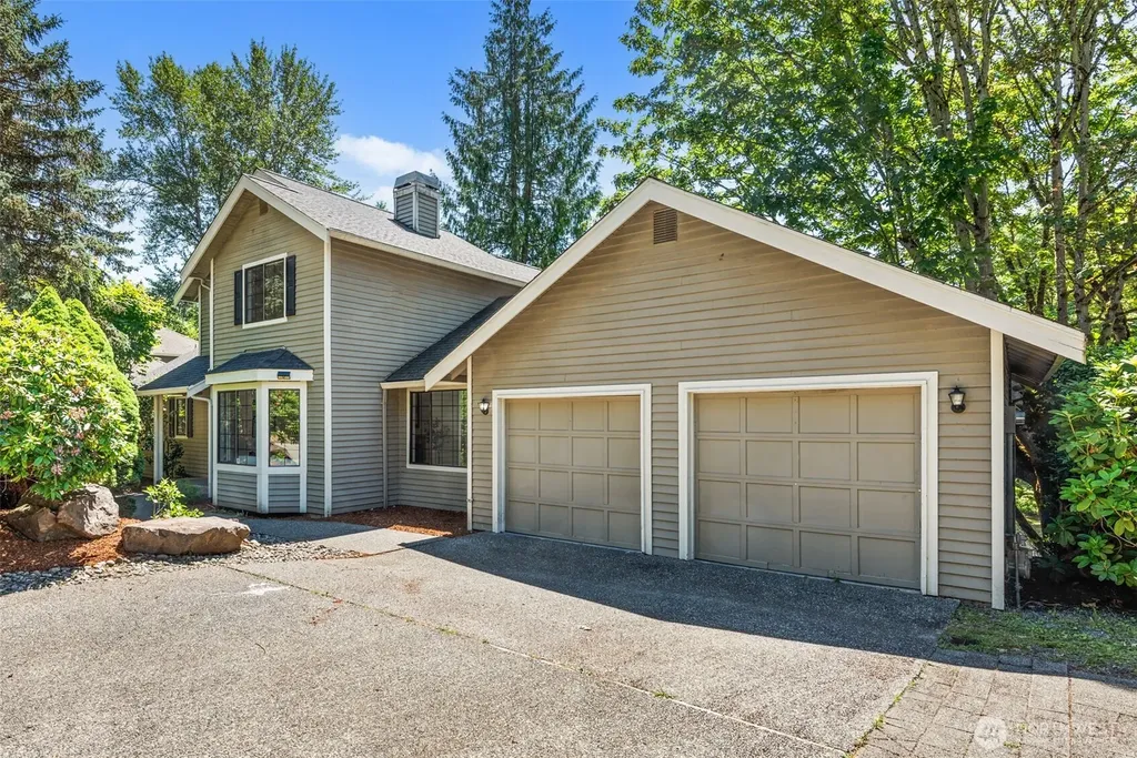 13257 SE 54th Place Bellevue WA 98006