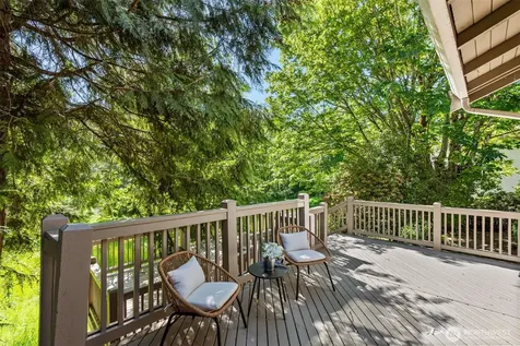 13257 SE 54th Place Bellevue WA 98006
