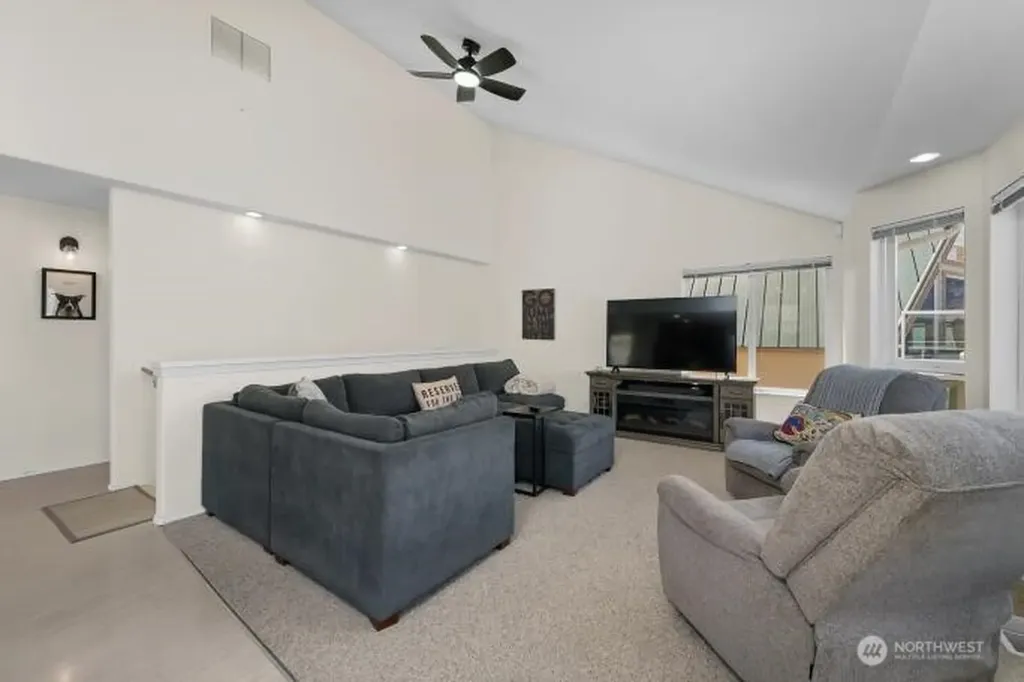 180 E Marine View Place Orondo WA 98843