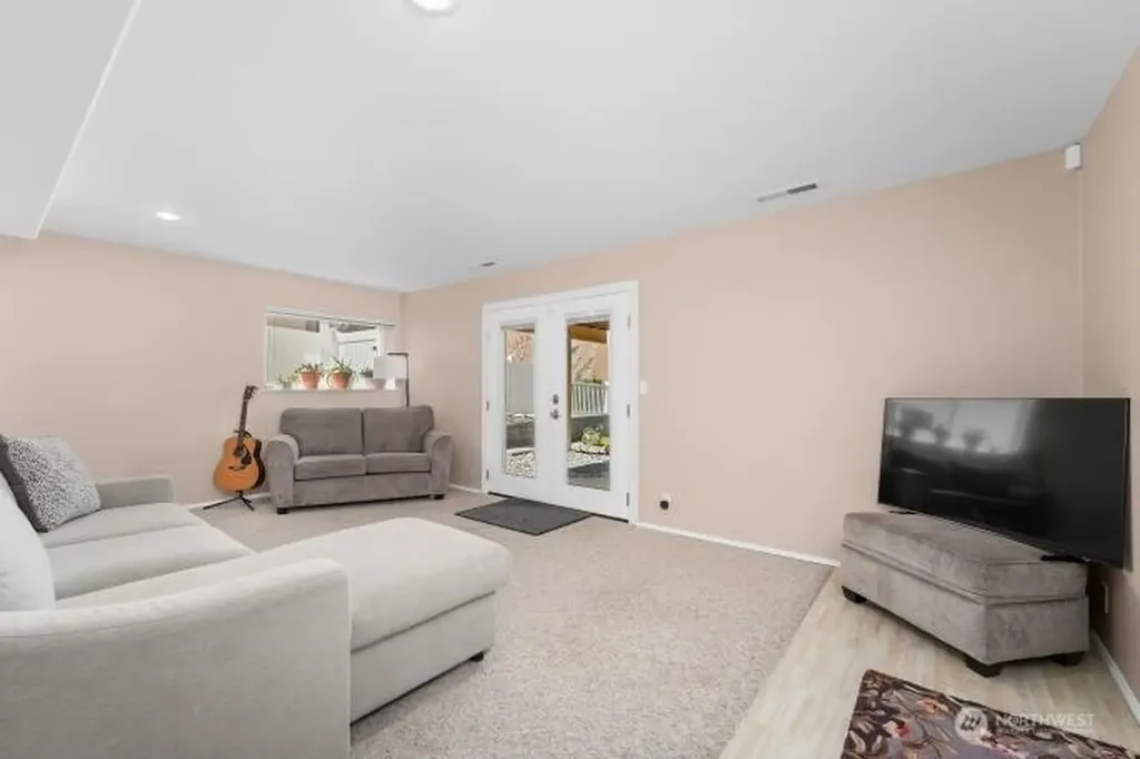 180 E Marine View Place Orondo WA 98843