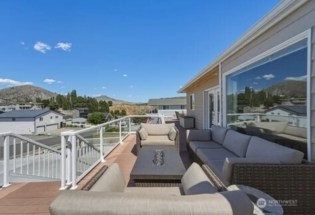 180 E Marine View Place Orondo WA 98843