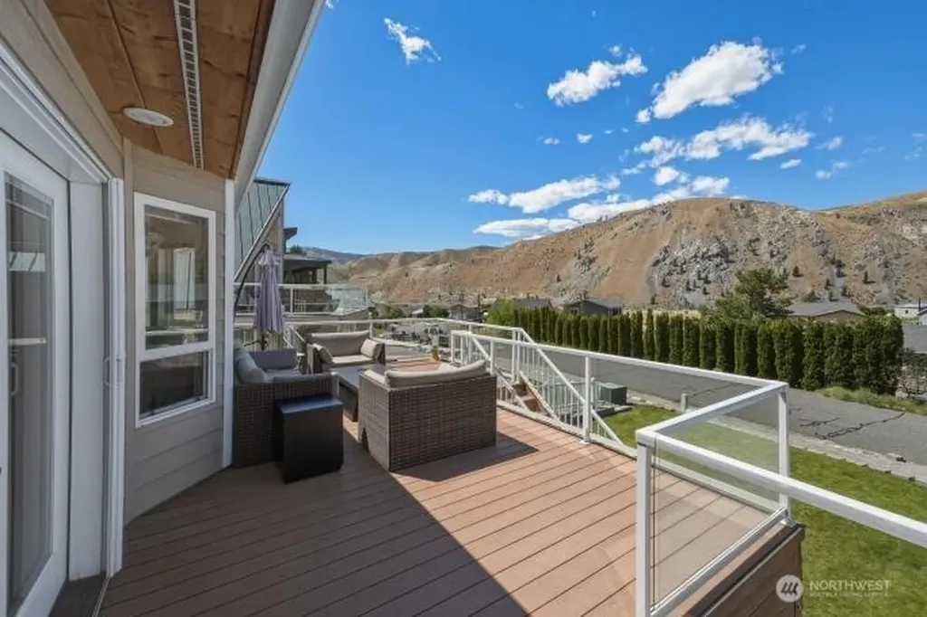 180 E Marine View Place Orondo WA 98843