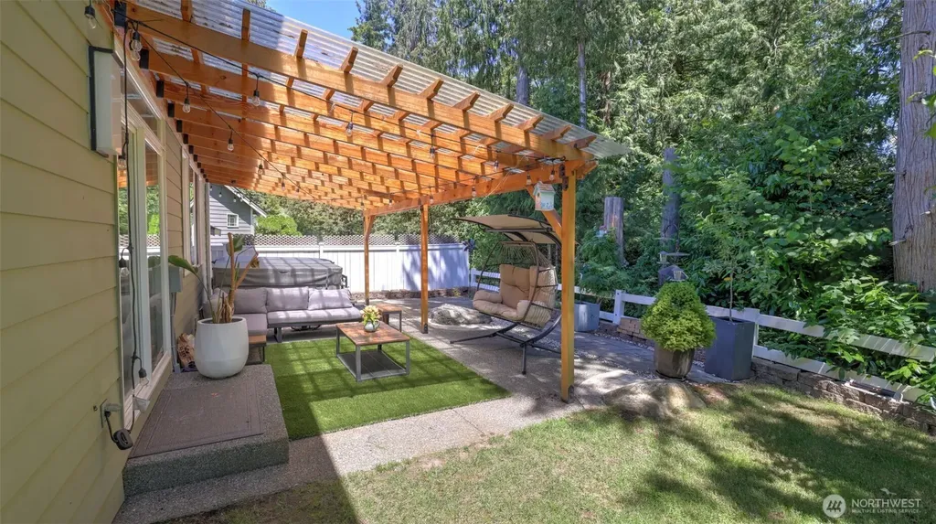 17337 SE 185th Place Renton WA 98058
