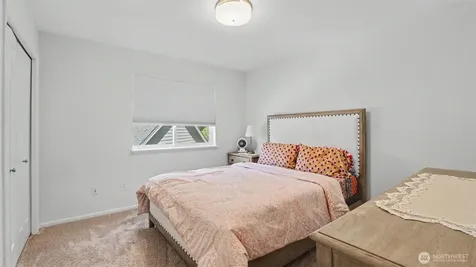 17337 SE 185th Place Renton WA 98058