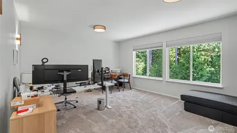 17337 SE 185th Place Renton WA 98058