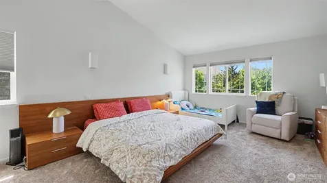 17337 SE 185th Place Renton WA 98058
