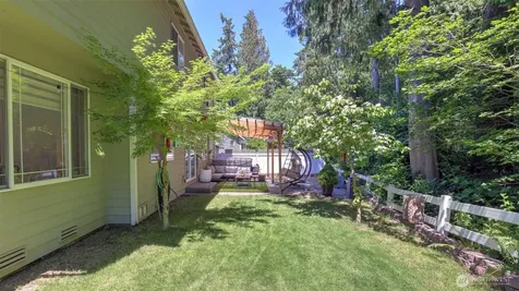 17337 SE 185th Place Renton WA 98058