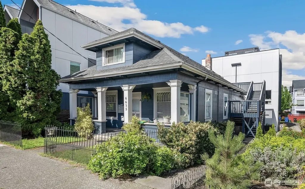 6635 Carleton Avenue S Seattle WA 98108
