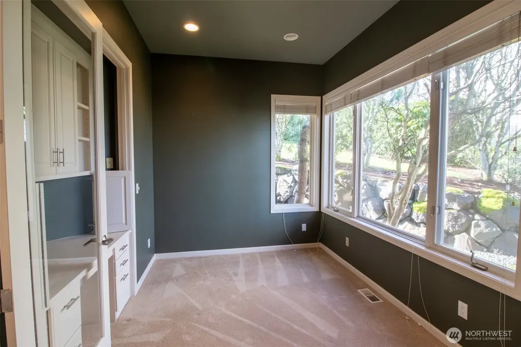 15831 SE 45th Street Bellevue WA 98006