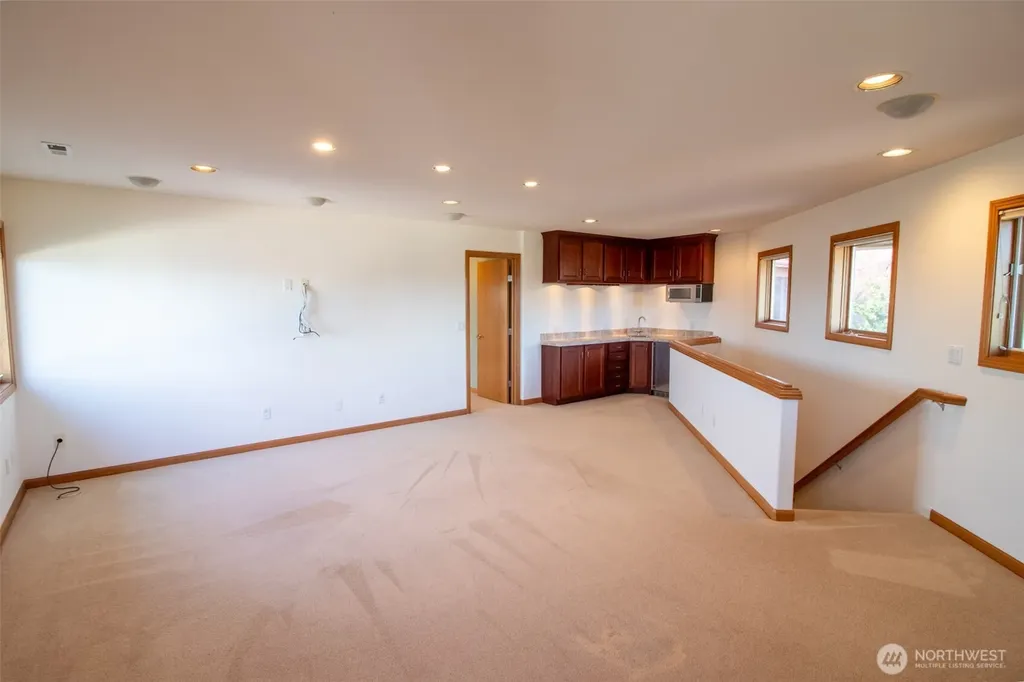 15831 SE 45th Street Bellevue WA 98006