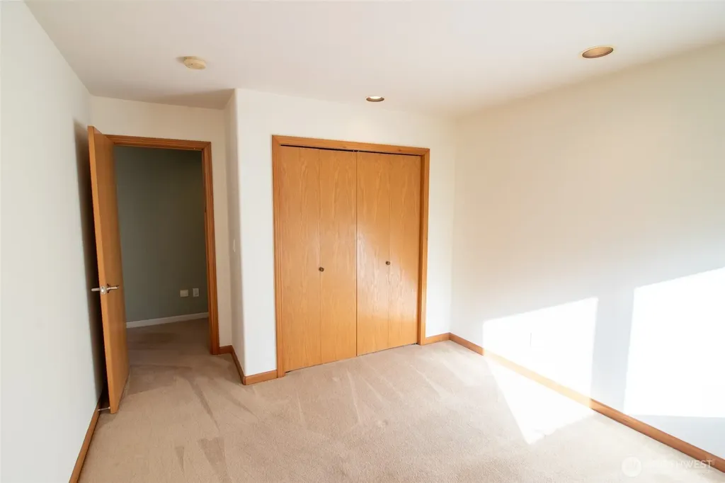 15831 SE 45th Street Bellevue WA 98006