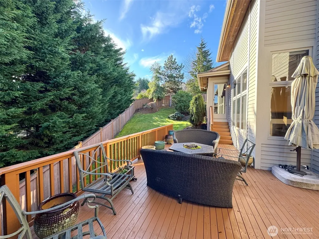 15831 SE 45th Street Bellevue WA 98006