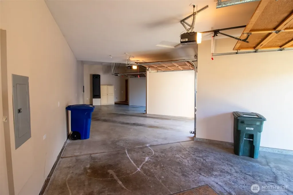 15831 SE 45th Street Bellevue WA 98006