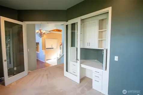 15831 SE 45th Street Bellevue WA 98006