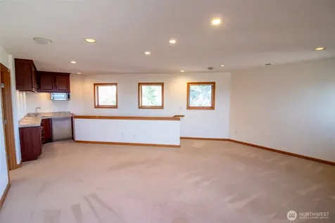 15831 SE 45th Street Bellevue WA 98006