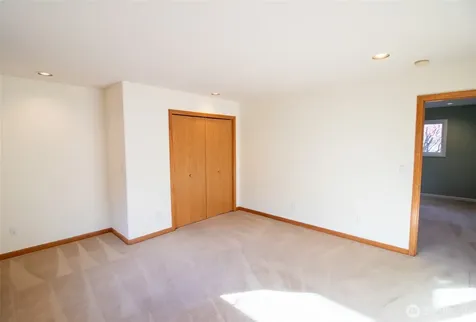 15831 SE 45th Street Bellevue WA 98006