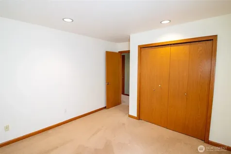 15831 SE 45th Street Bellevue WA 98006