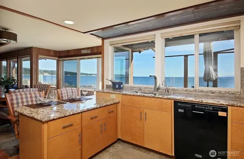 177 Keystone Avenue Coupeville WA 98239