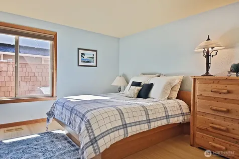 177 Keystone Avenue Coupeville WA 98239