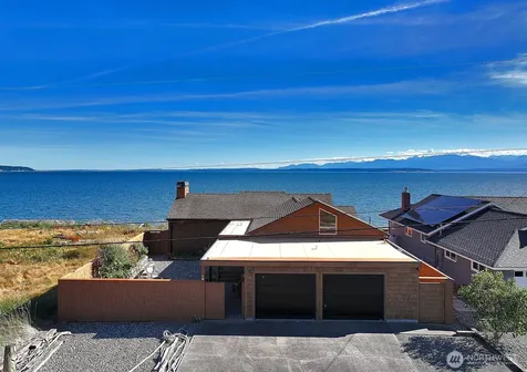177 Keystone Avenue Coupeville WA 98239