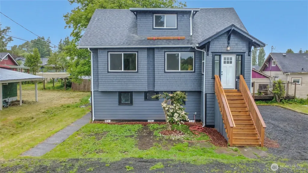 307 S Exchange Street Aberdeen WA 98520