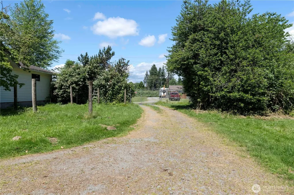 24498 Polte Road Sedro Woolley WA 98284