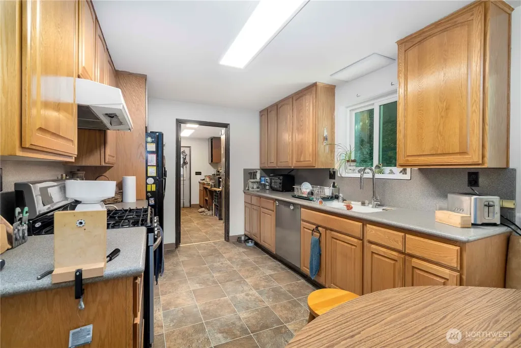 24498 Polte Road Sedro Woolley WA 98284