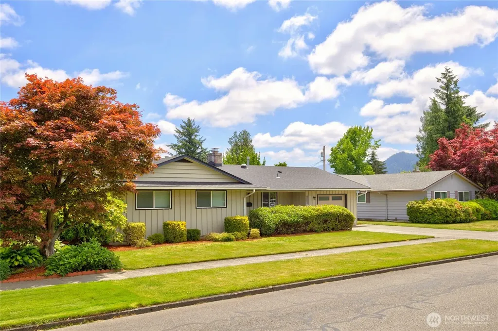 1209 Florence Street Enumclaw WA 98022