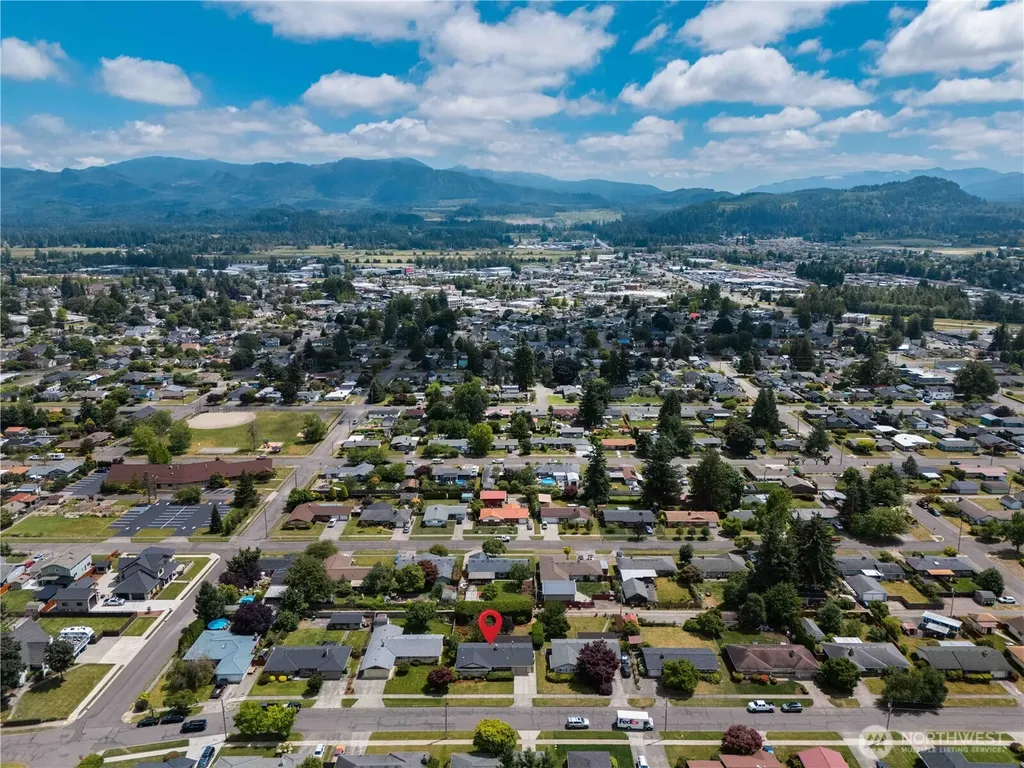 1209 Florence Street Enumclaw WA 98022