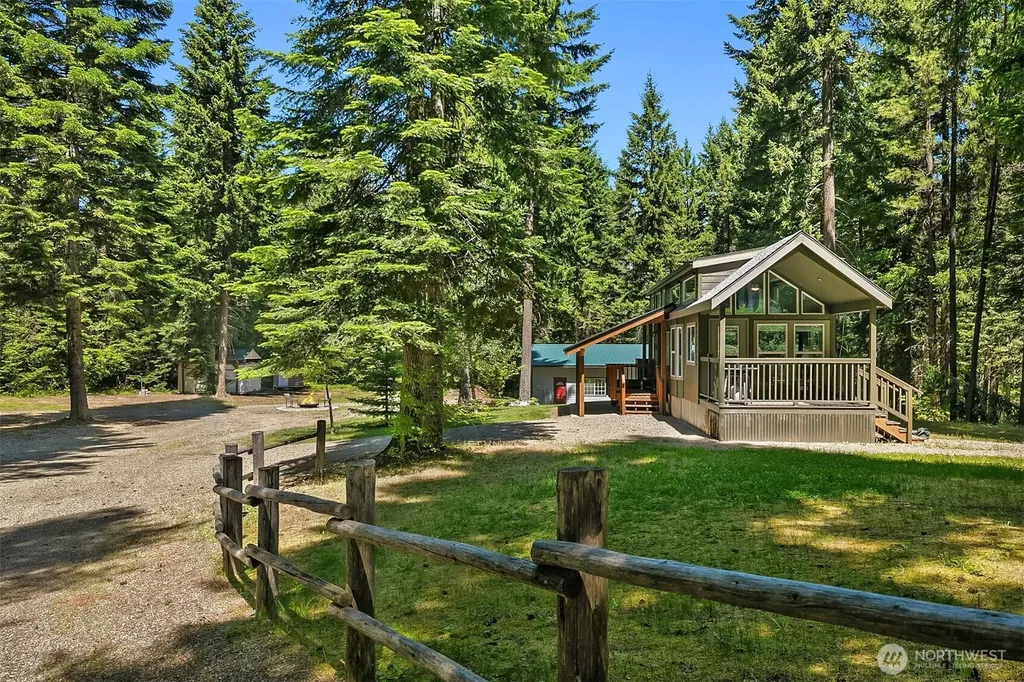 1970 Timber Mountain Loop Cle Elum WA 98922