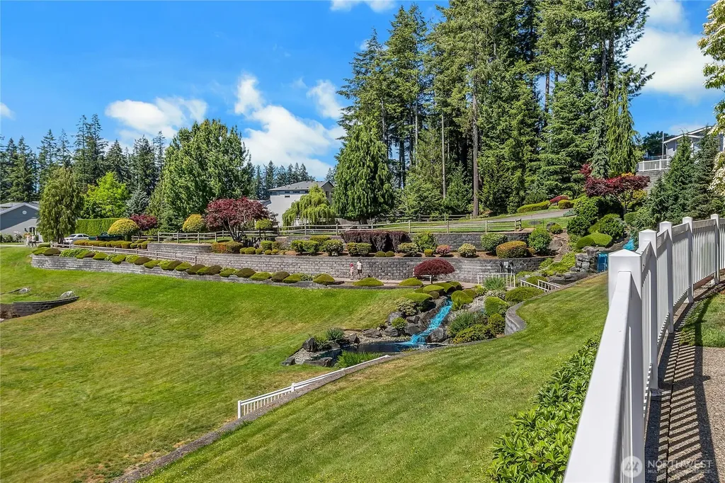 21855 SE 274th Lane Maple Valley WA 98038