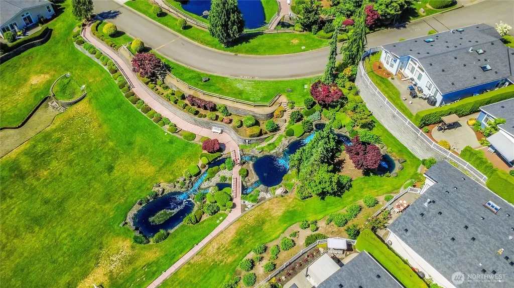 21855 SE 274th Lane Maple Valley WA 98038