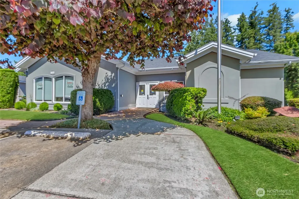 21855 SE 274th Lane Maple Valley WA 98038