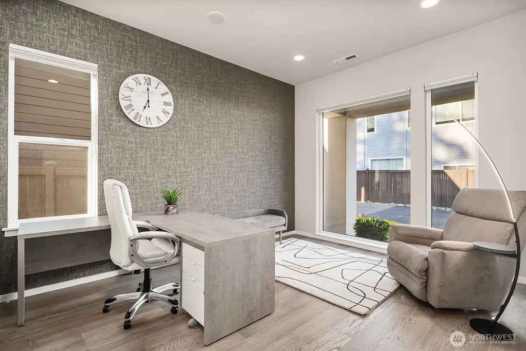 22222 SE 39th Place Sammamish WA 98075