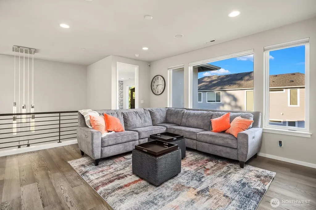 22222 SE 39th Place Sammamish WA 98075
