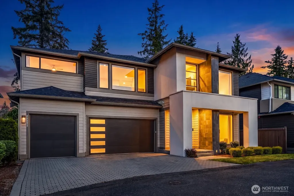 22222 SE 39th Place Sammamish WA 98075