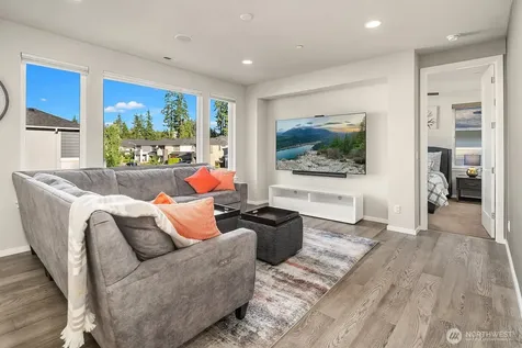 22222 SE 39th Place Sammamish WA 98075