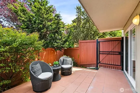 1613 California Avenue SW Seattle WA 98116