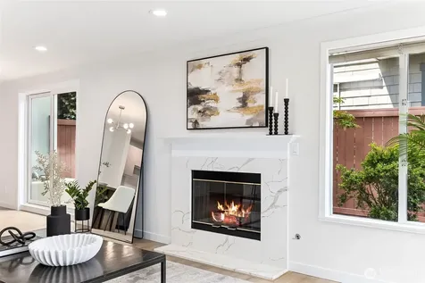 1613 California Avenue SW Seattle WA 98116
