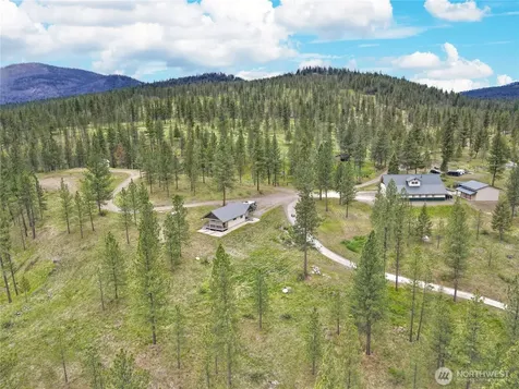1942 Lyman Lake-moses Meadows Road Tonasket WA 98855