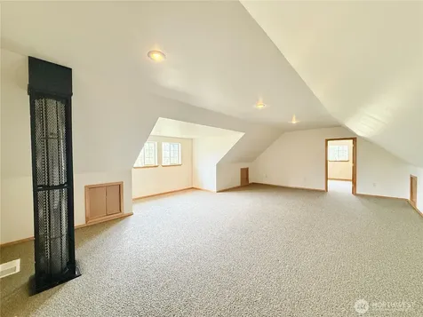1942 Lyman Lake-moses Meadows Road Tonasket WA 98855