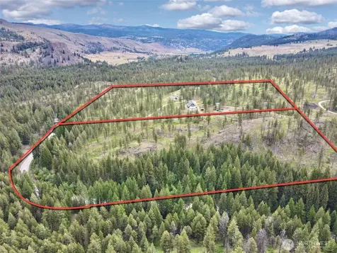 1942 Lyman Lake-moses Meadows Road Tonasket WA 98855