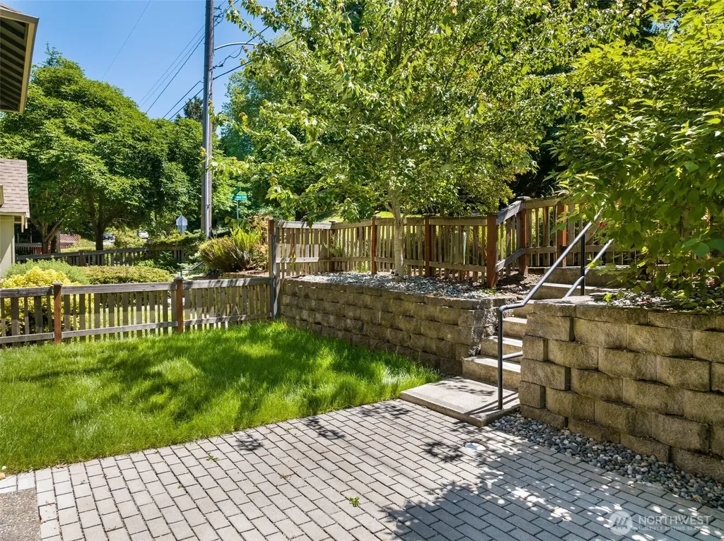 3204 SW Holly Street Seattle WA 98126