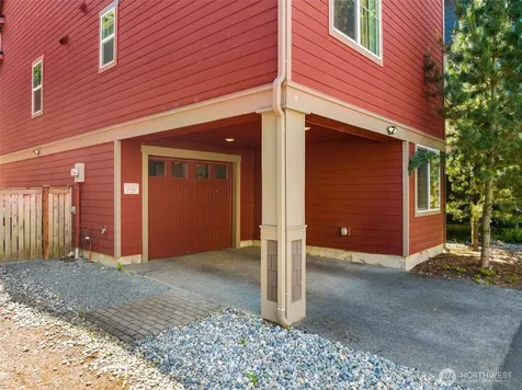 3204 SW Holly Street Seattle WA 98126