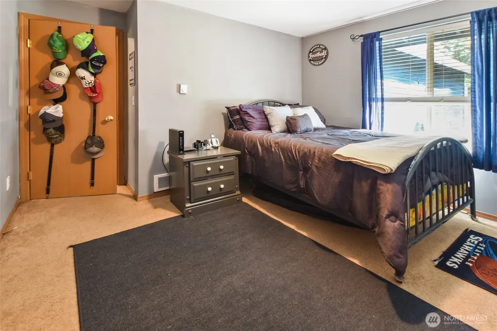 140 SE Foxglove Avenue Shelton WA 98584