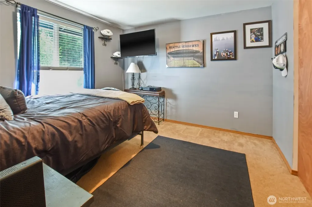 140 SE Foxglove Avenue Shelton WA 98584