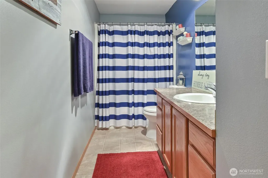 140 SE Foxglove Avenue Shelton WA 98584